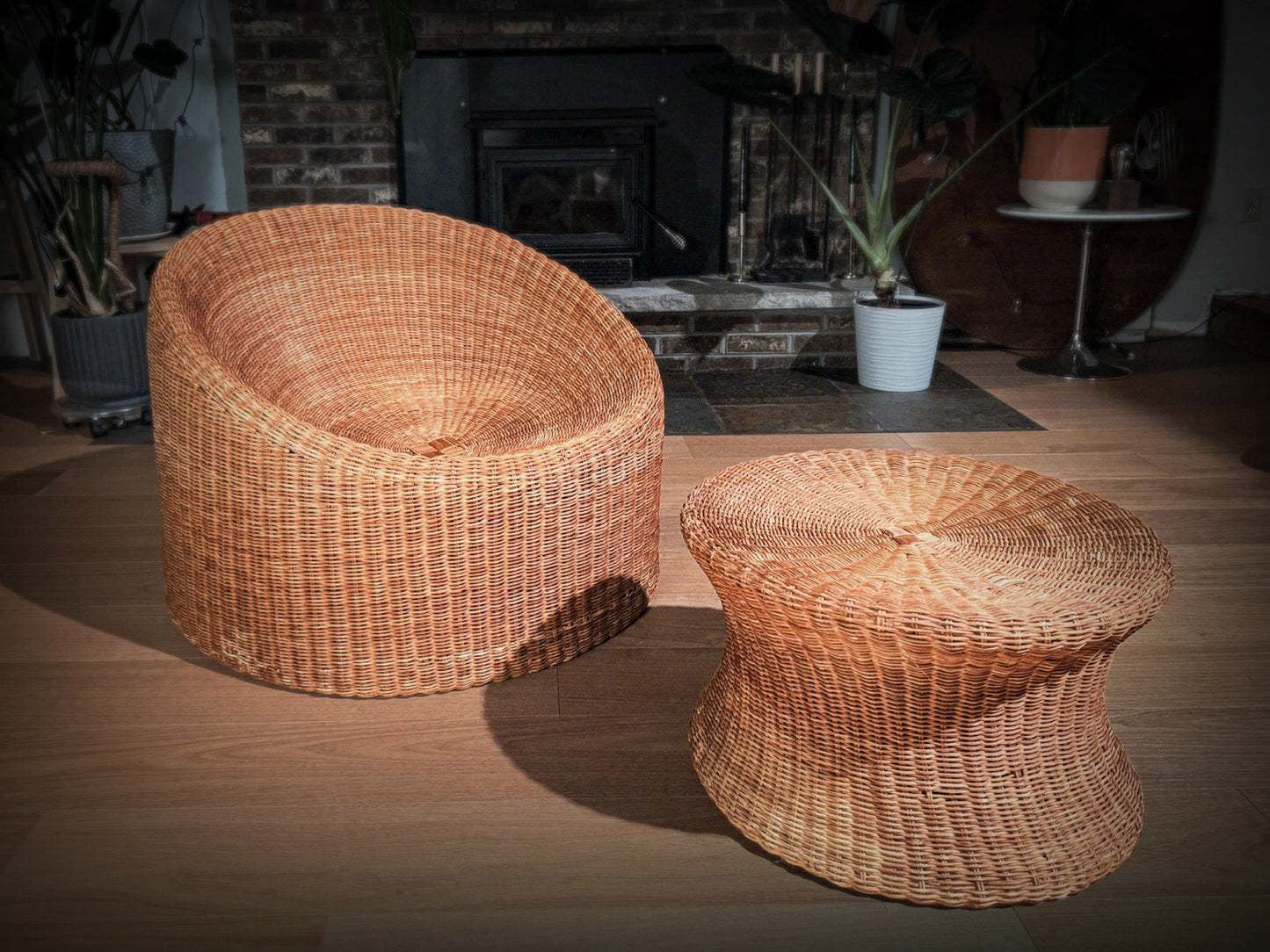 Eero Aarnio Elephant Boot Chair – Rattan Lounge & Ottoman, 1960s Stendig