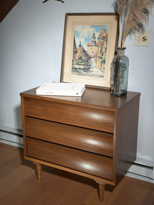 Mid-Century Johnson Carper Walnut Dresser – 3-Drawer Chest, Sculpted Front, Vintage MCM Bedroom Storage