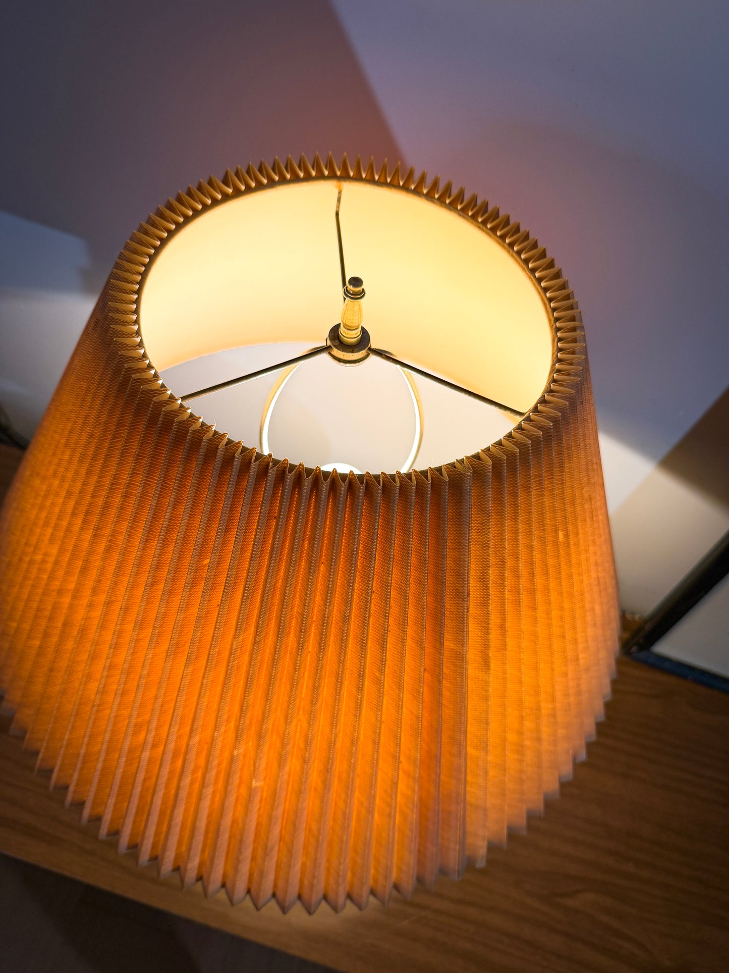 Mid-Century Modern Drip Glaze Ceramic Lamp – Painterly Swirl Base with Original Pleated Shade