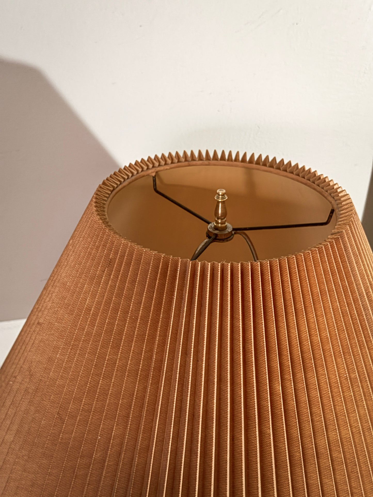 Mid-Century Modern Drip Glaze Ceramic Lamp – Painterly Swirl Base with Original Pleated Shade