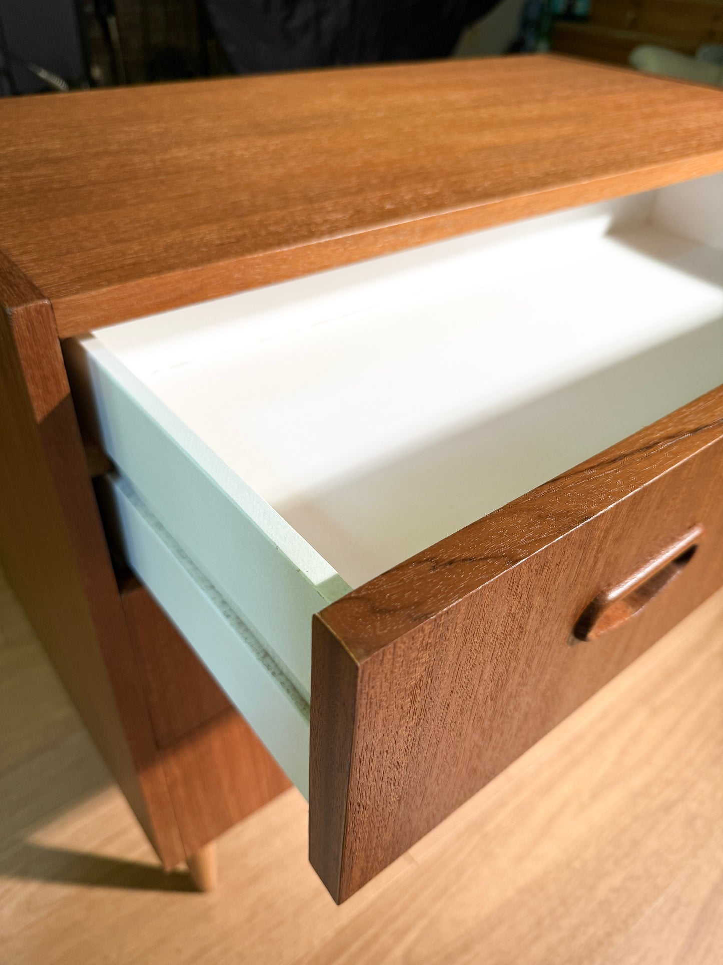 Mid-Century Swedish Teak Dresser – Svensk Möbelindustri 3-Drawer Chest, Vintage Scandinavian Modern Storage