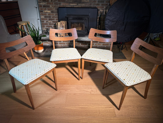Set of 4 Mid-Century Modern Dining Chairs – Restored Walnut Frames, Atomic Pattern Upholstery