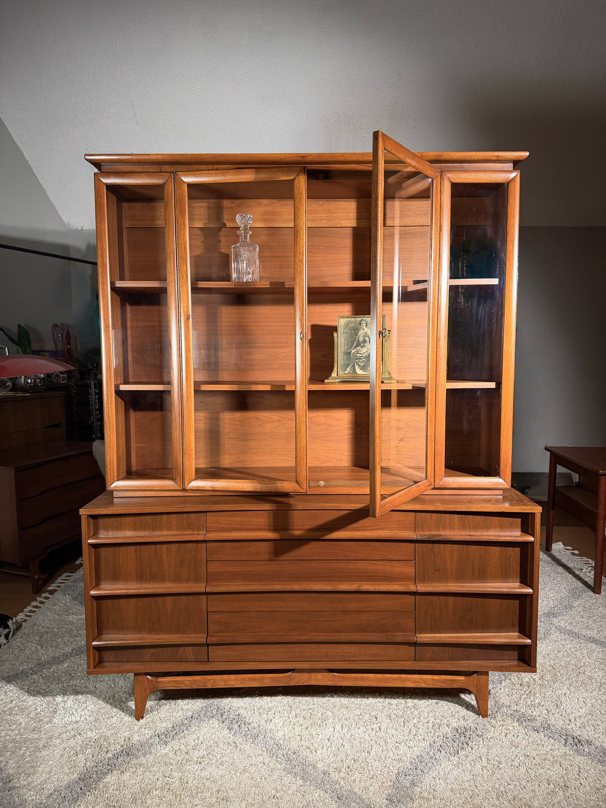 Young Manufacturing Curved Walnut Credenza with Hutch — Refinished 1960s Mid-Century Modern