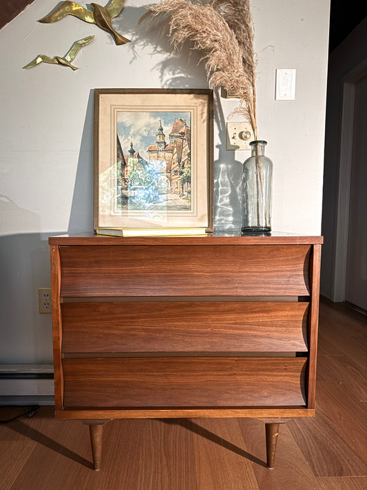 Mid-Century Modern Walnut Dresser – Johnson Carper Small 3-Drawer Chest, Vintage Sculpted Front